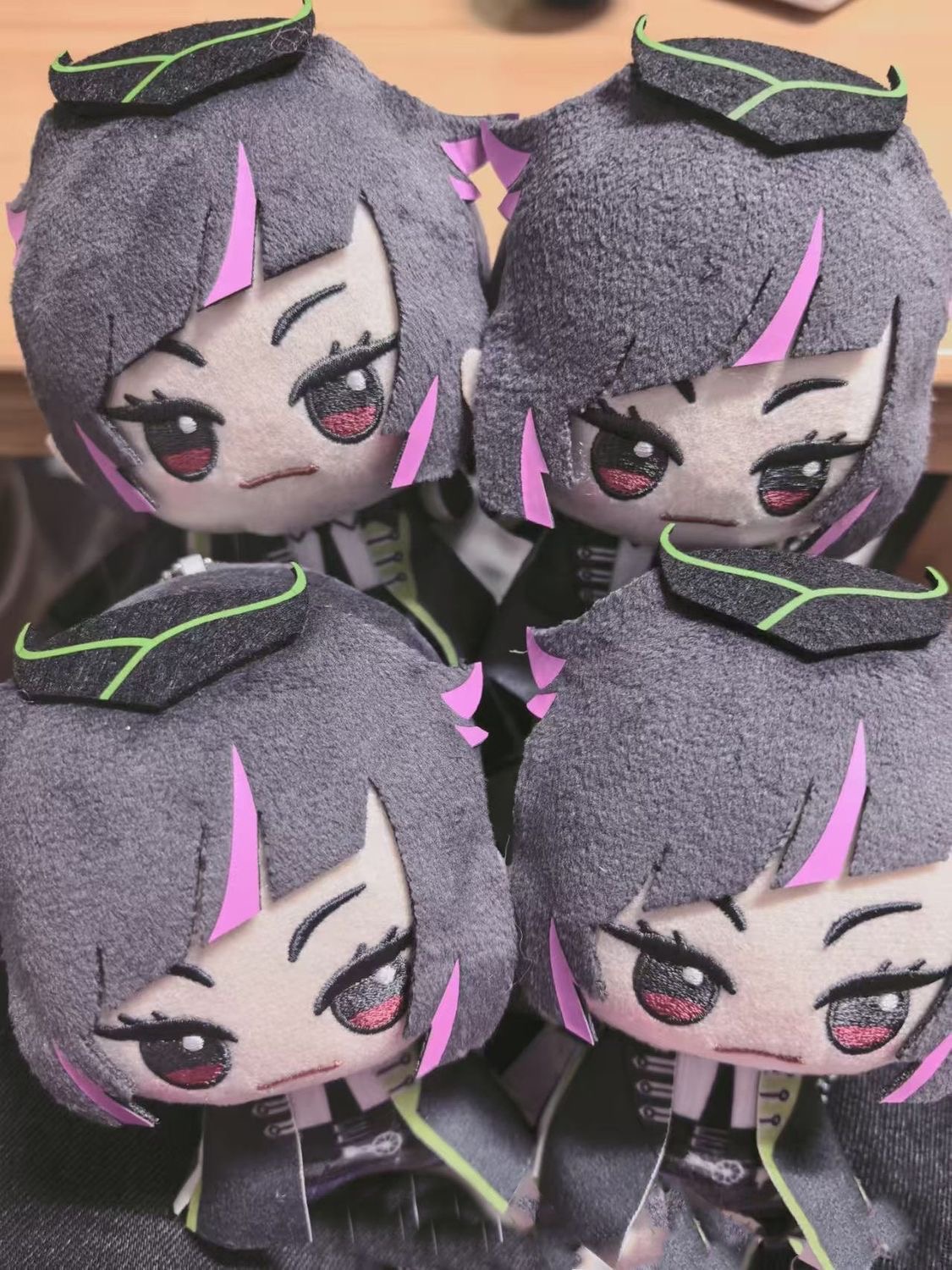 10cm Stuffed Twisted Lilia Van – Cosplay Plushie Prop Bewertung und Preis